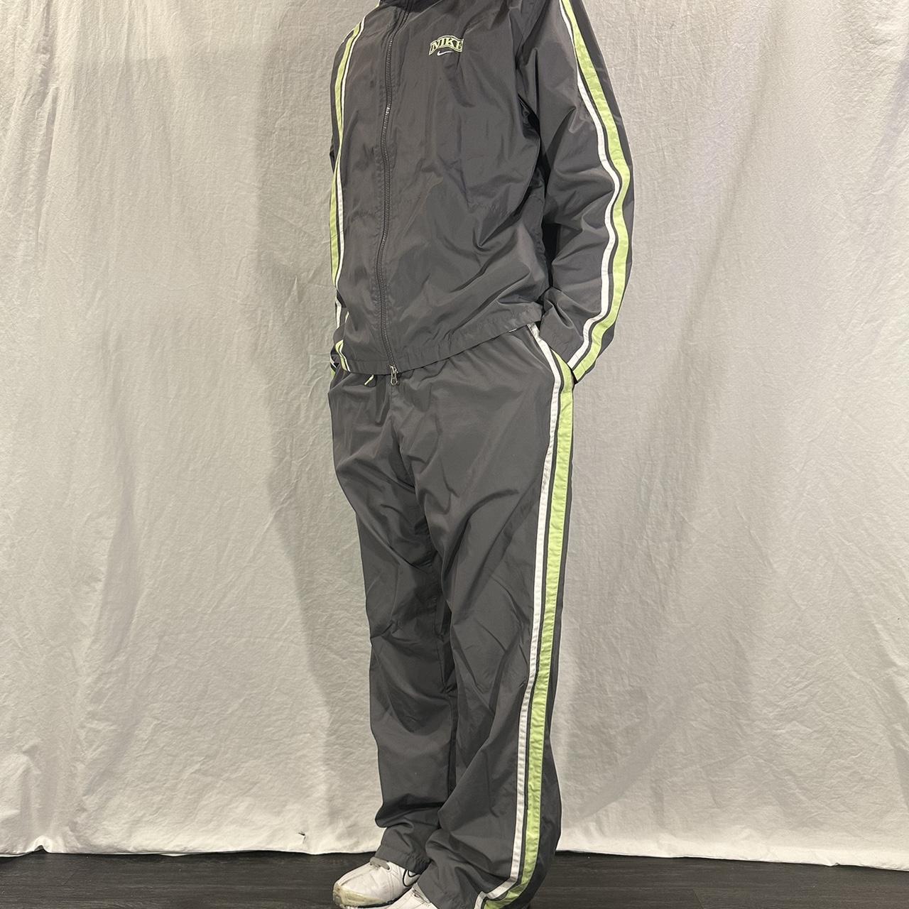 womens green nike tracksuit