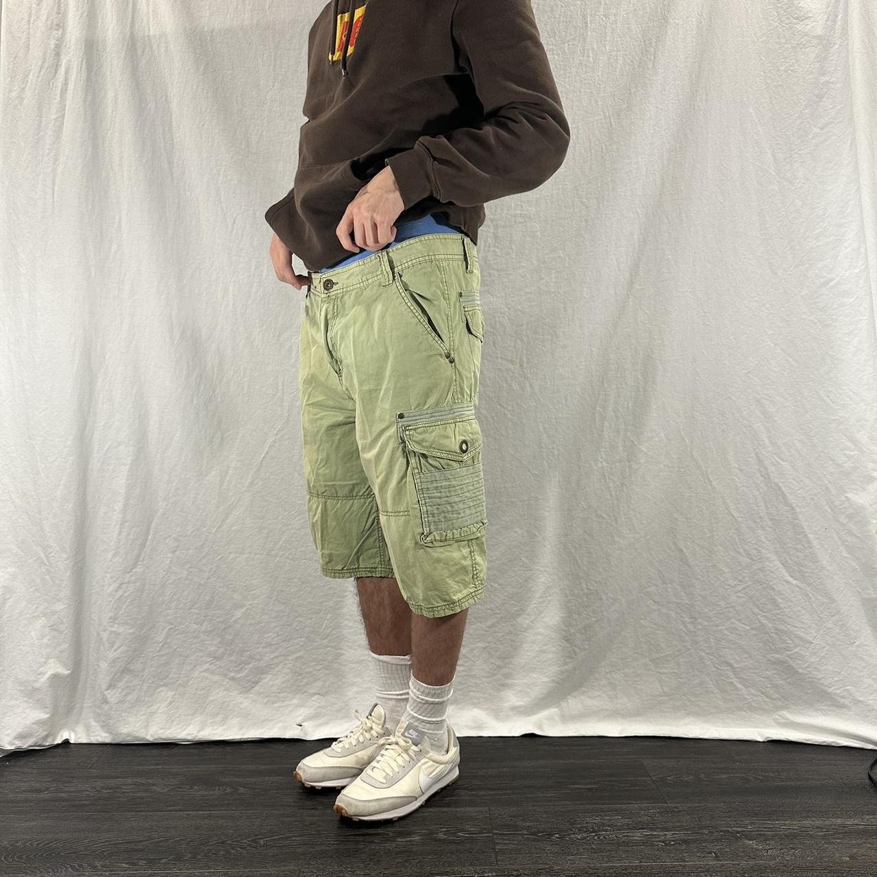 Carbon 2024 cargo shorts