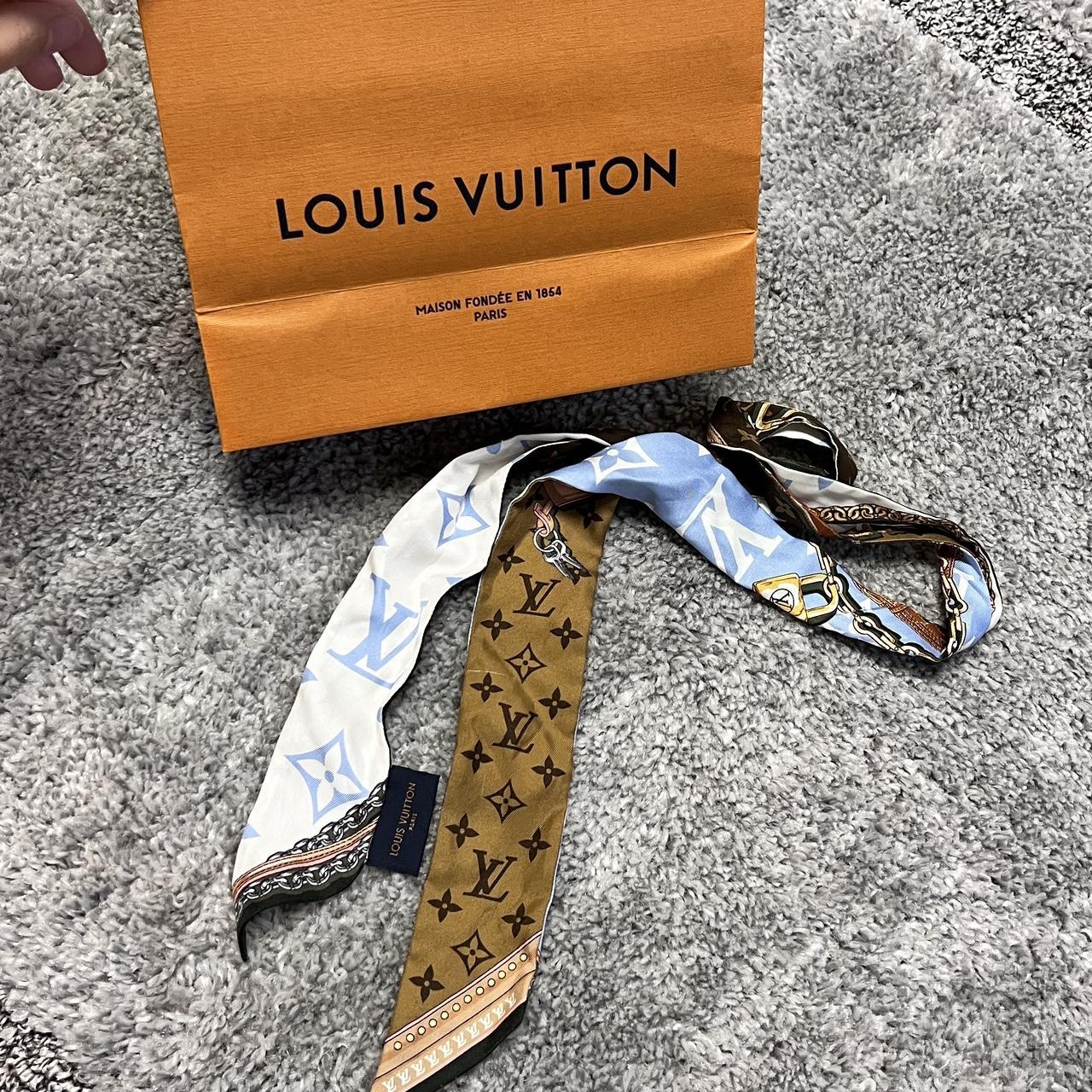 louis vuitton silk scarf come with a bag retail - Depop