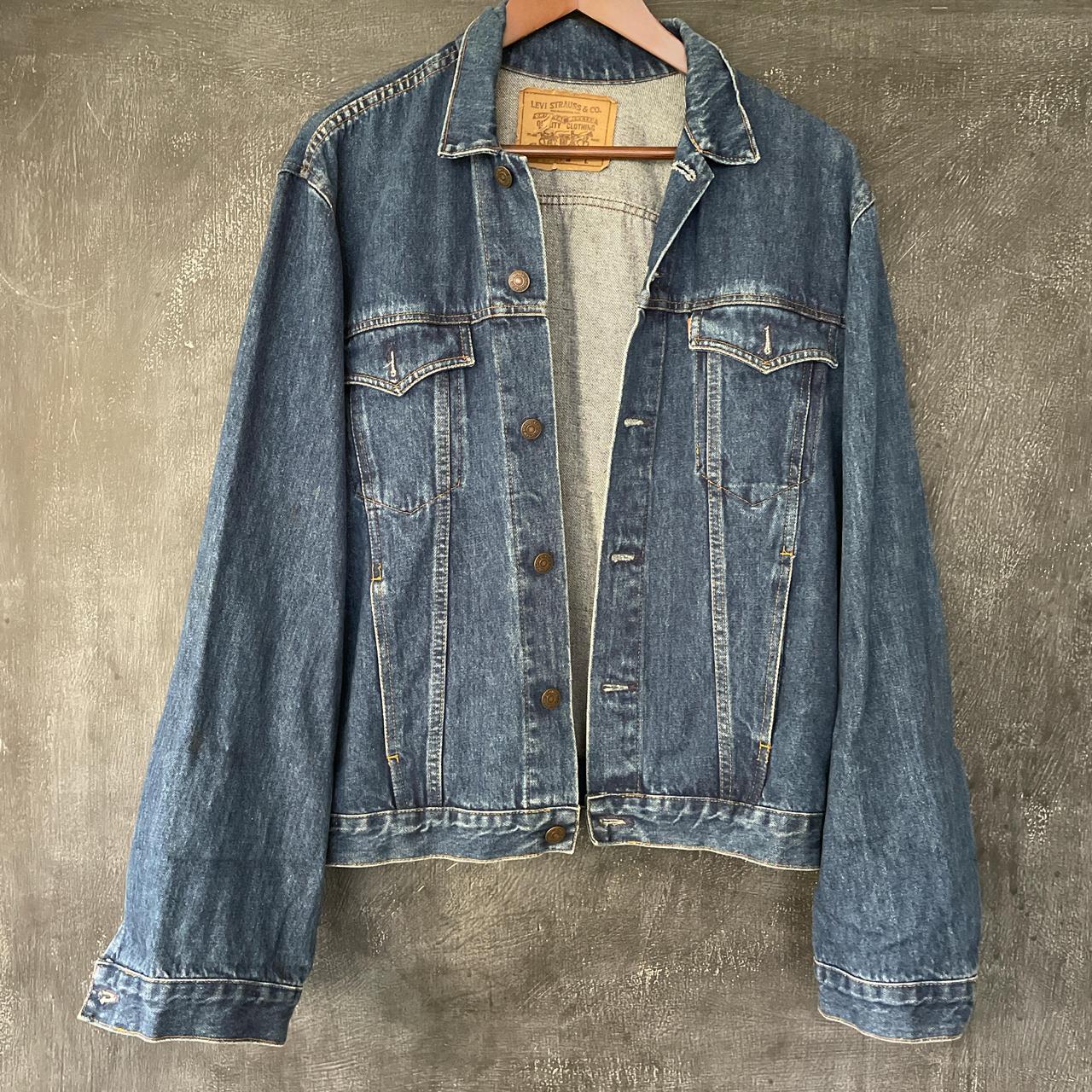 Vintage Levi’s jacket Man size L Excellent conditions - Depop