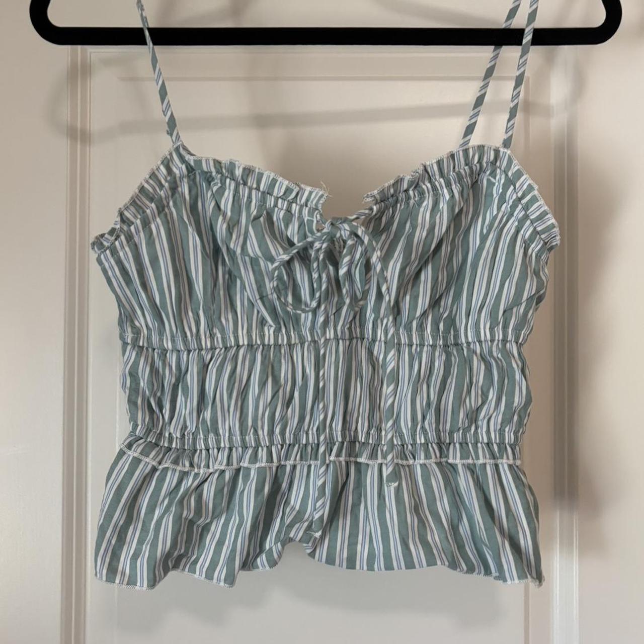 item listed by londonelise__