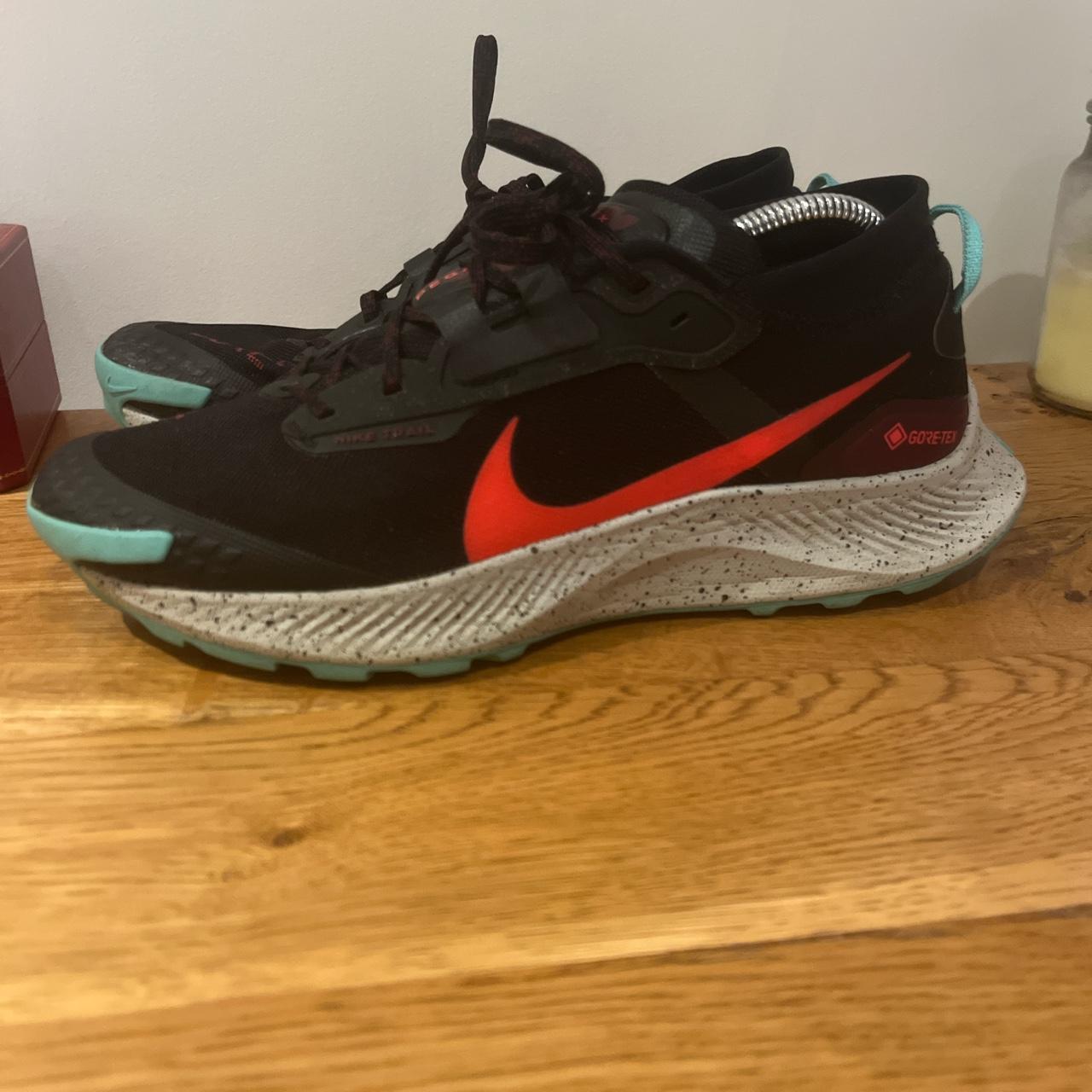 goretex trainers uk