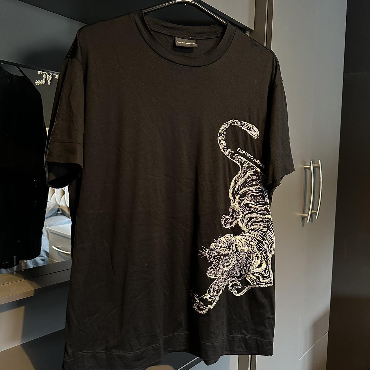 Armani t shirt clearance tiger