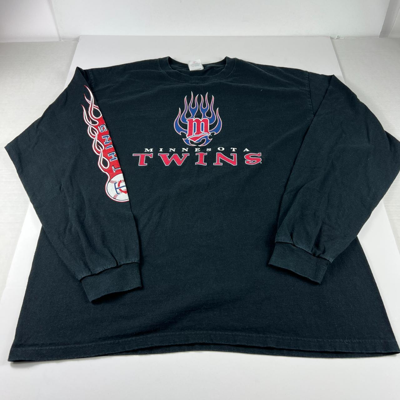 Lee Sport Minnesota Twins Embroidered T-Shirt