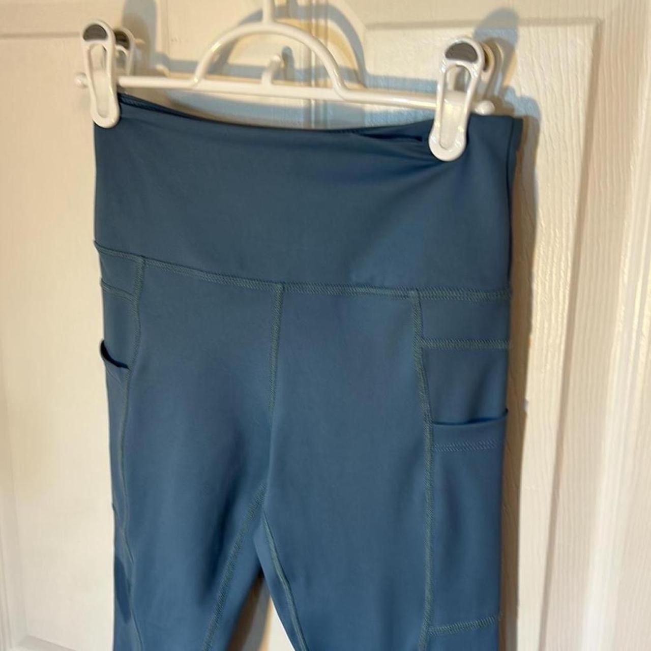 Zyia Active navy crop leggings. 2 side pockets. - Depop