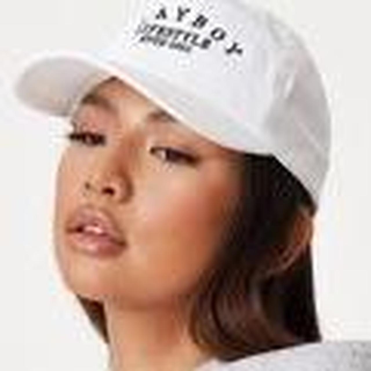 Missguided caps best sale