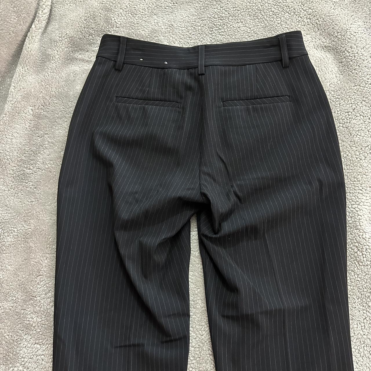 Express Women's Black Trousers | Depop