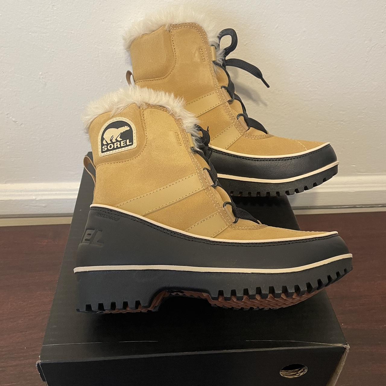 Sorel Women S Tan Boots Depop