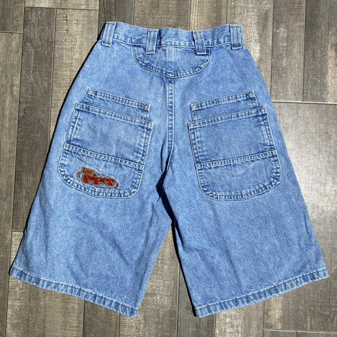 Vintage 1990s Lee Pipes jorts. In excellent... - Depop