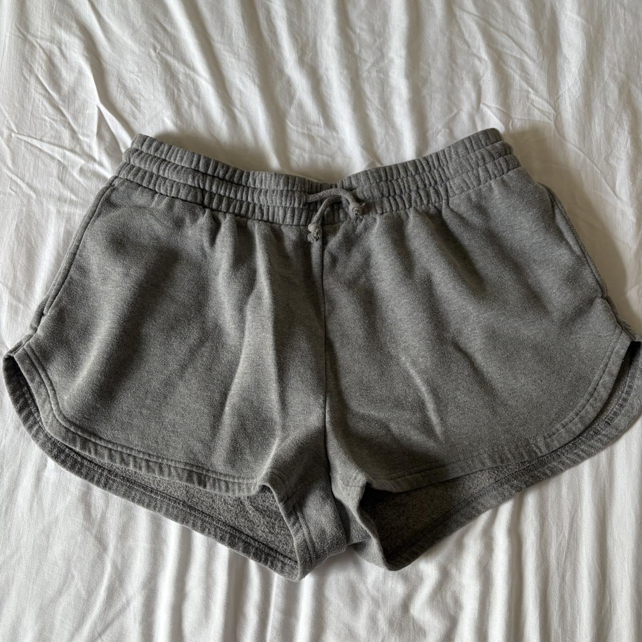 item listed by elllaaa17