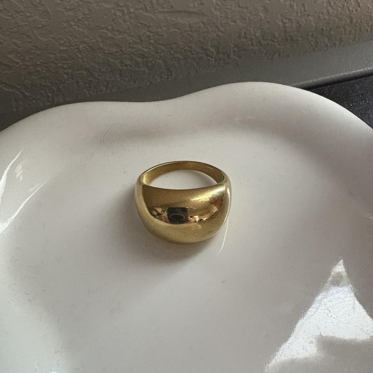 item listed by elllaaa17