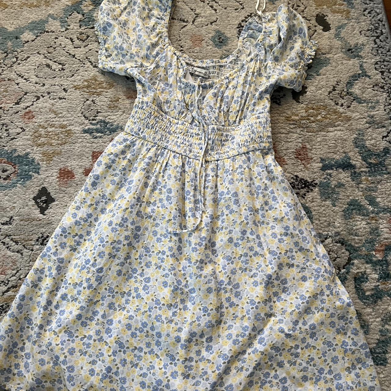 Hollister floral dress - Depop