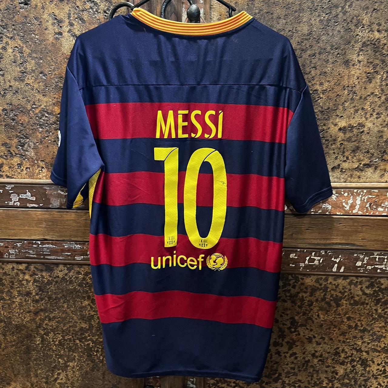 Sick Messi soccer jersey -size L -sick -perfect fit - Depop