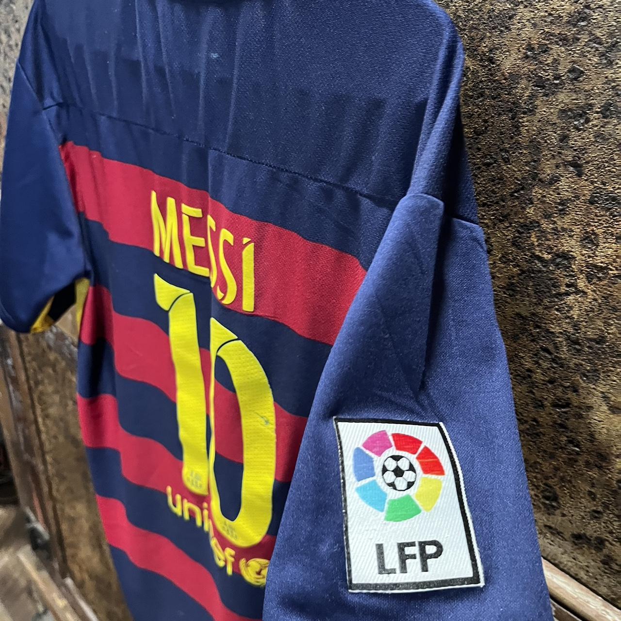 Sick Messi soccer jersey -size L -sick -perfect fit - Depop