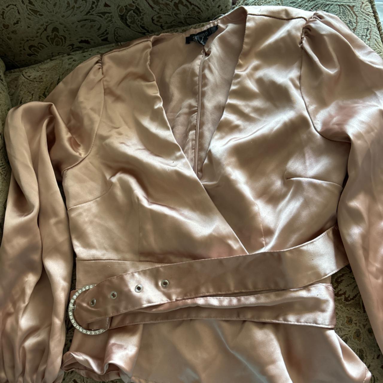 item listed by dolleea