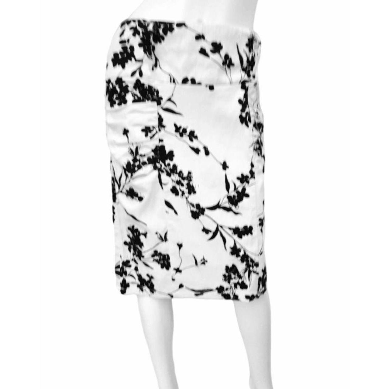 Kate Kasin White and Black Floral Pencil Skirt. Size