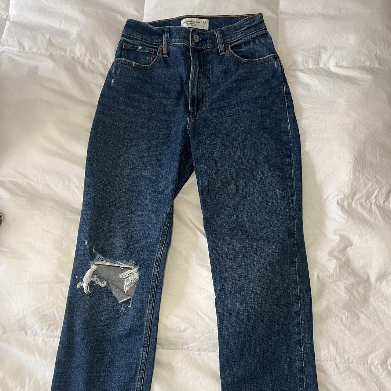 Abercrombie women’s ripped jeans - size 26 worn once - Depop