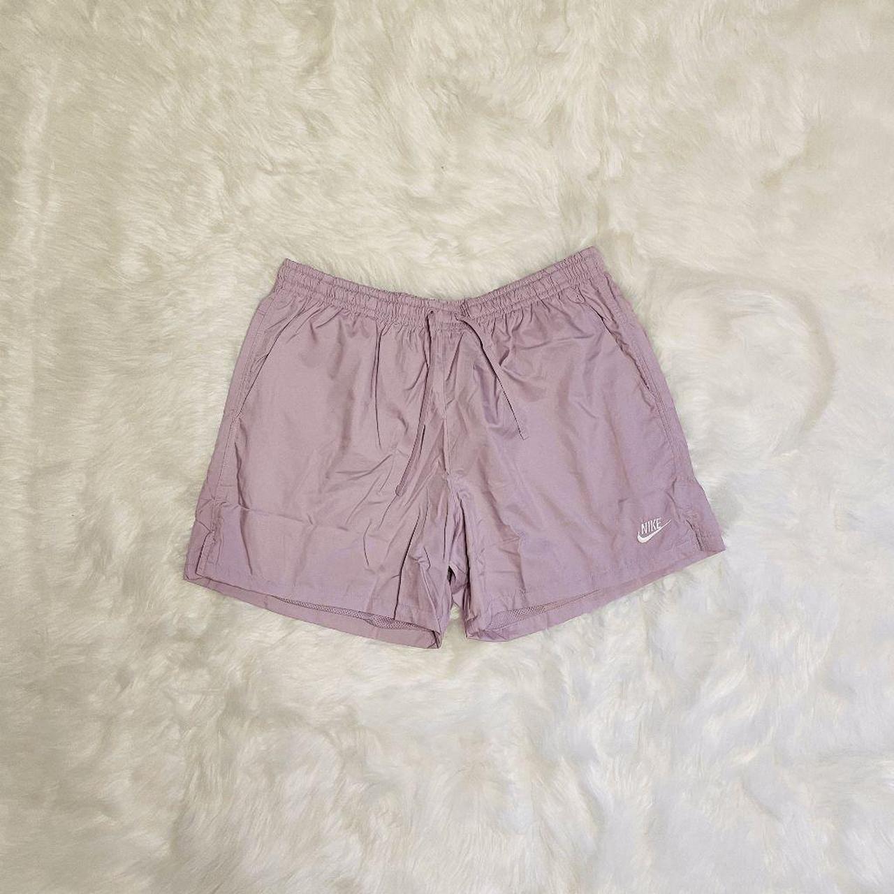 Light purple hot sale nike shorts