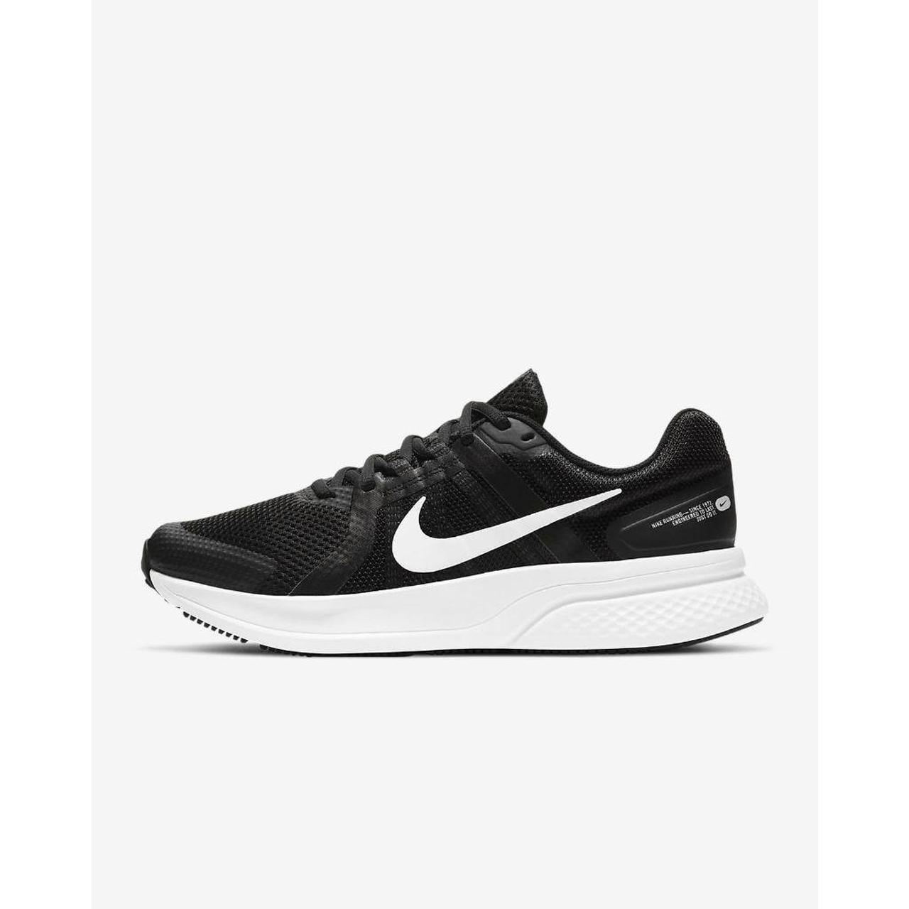 Nike women's run swift shoe hotsell