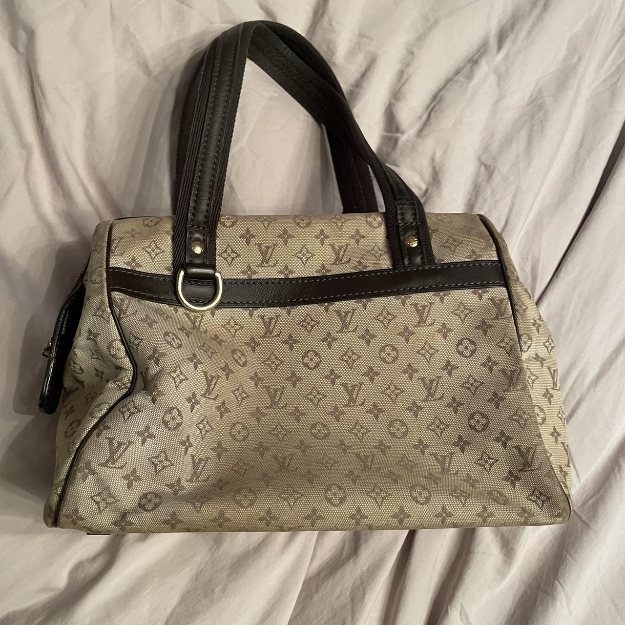 Louis Vuitton small canvas speedy bag from 2001. In - Depop
