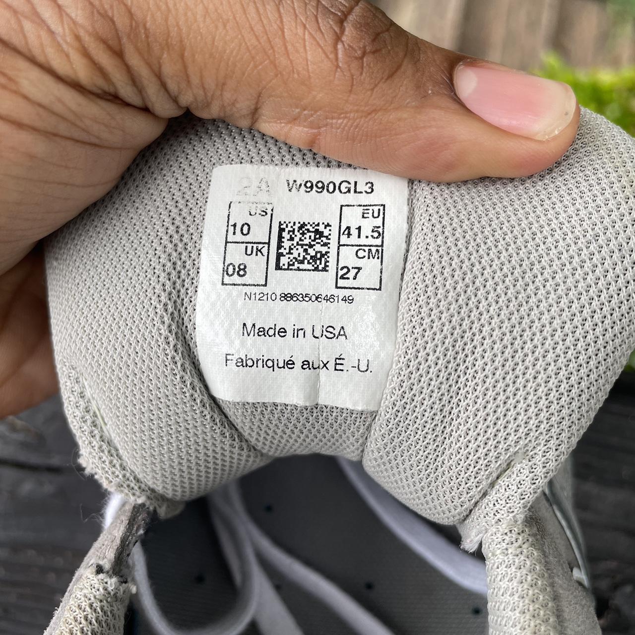 New Balance Men's Grey and White Trainers (5)
