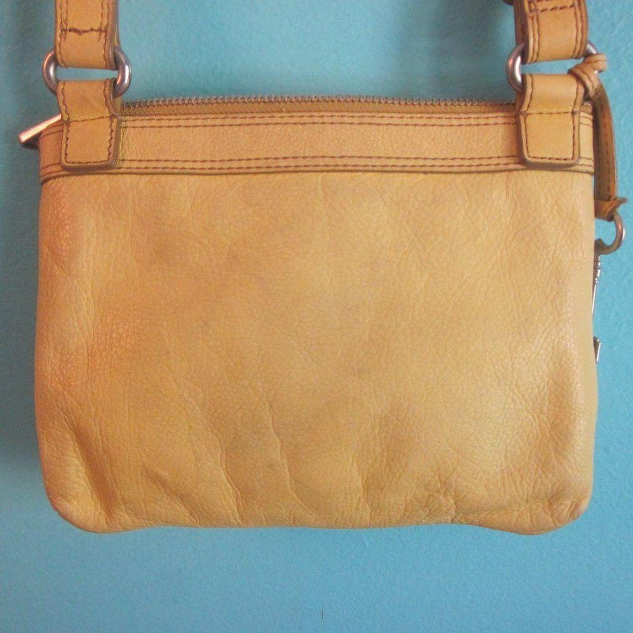 Tremont Leather Flap Crossbody Bag - ZB1821001 - Fossil