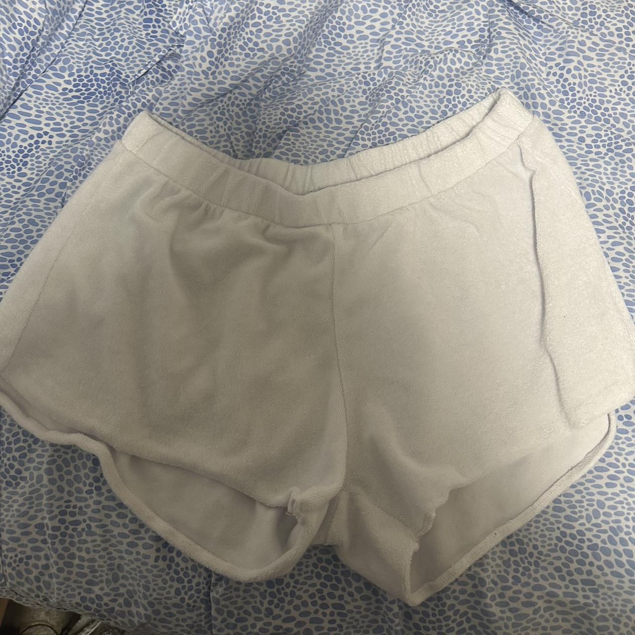 Calzedonia Women's White Shorts (3)