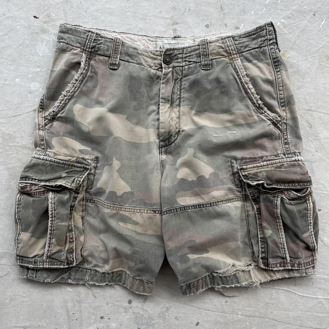 Abercrombie & Fitch Camo Cargo Shorts. Worn as... - Depop