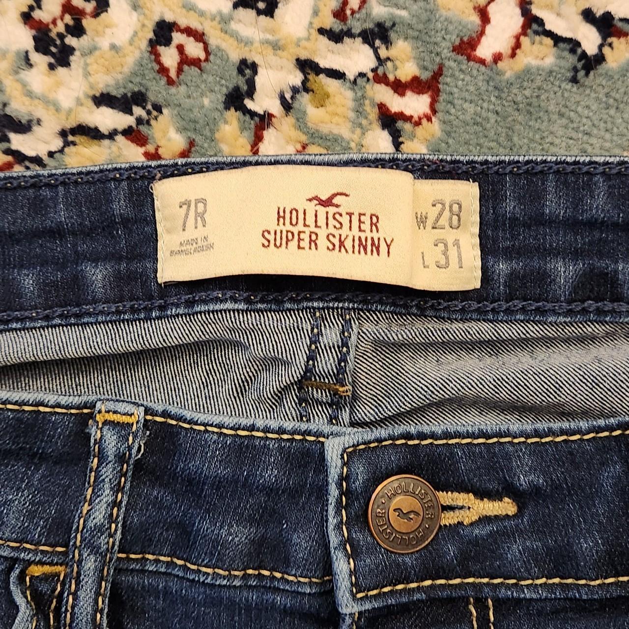 Hollister store 7r jeans