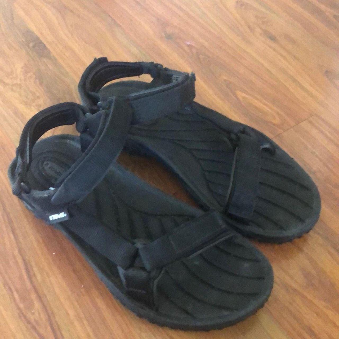 Teva Women's Black Trainers | Depop