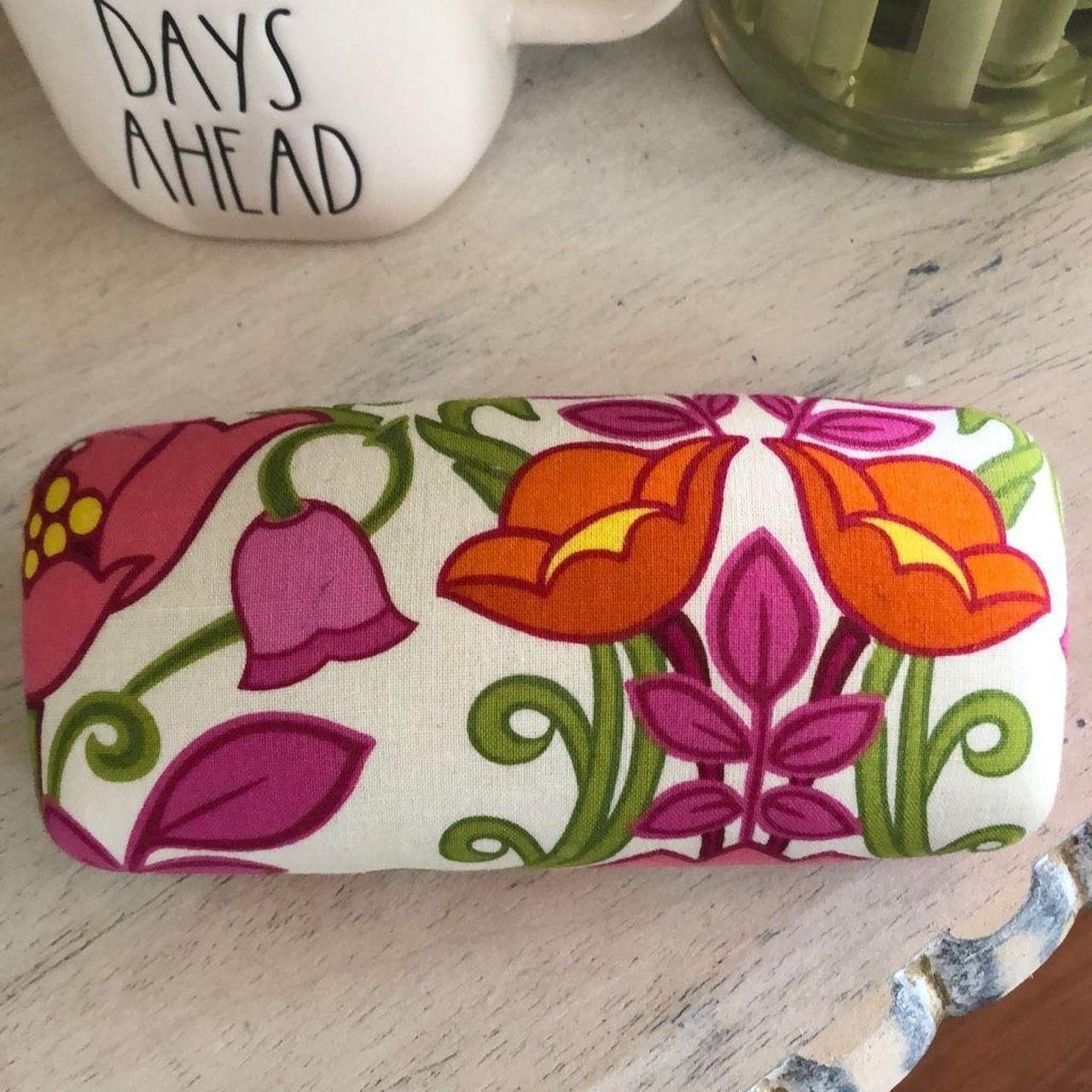 Vera bradley best sale sunglass case