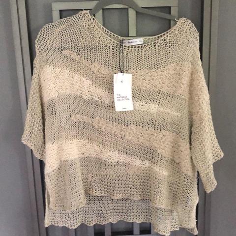 Zara Women's Beige Ribbed Knit Oversized Pullover - Depop