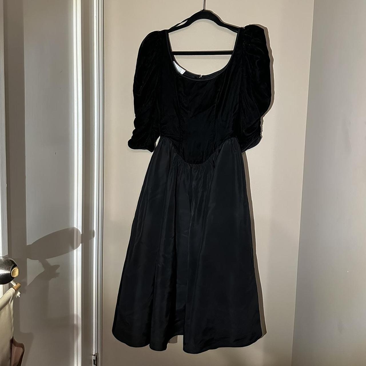 Gunne Sax Women's Dress | Depop