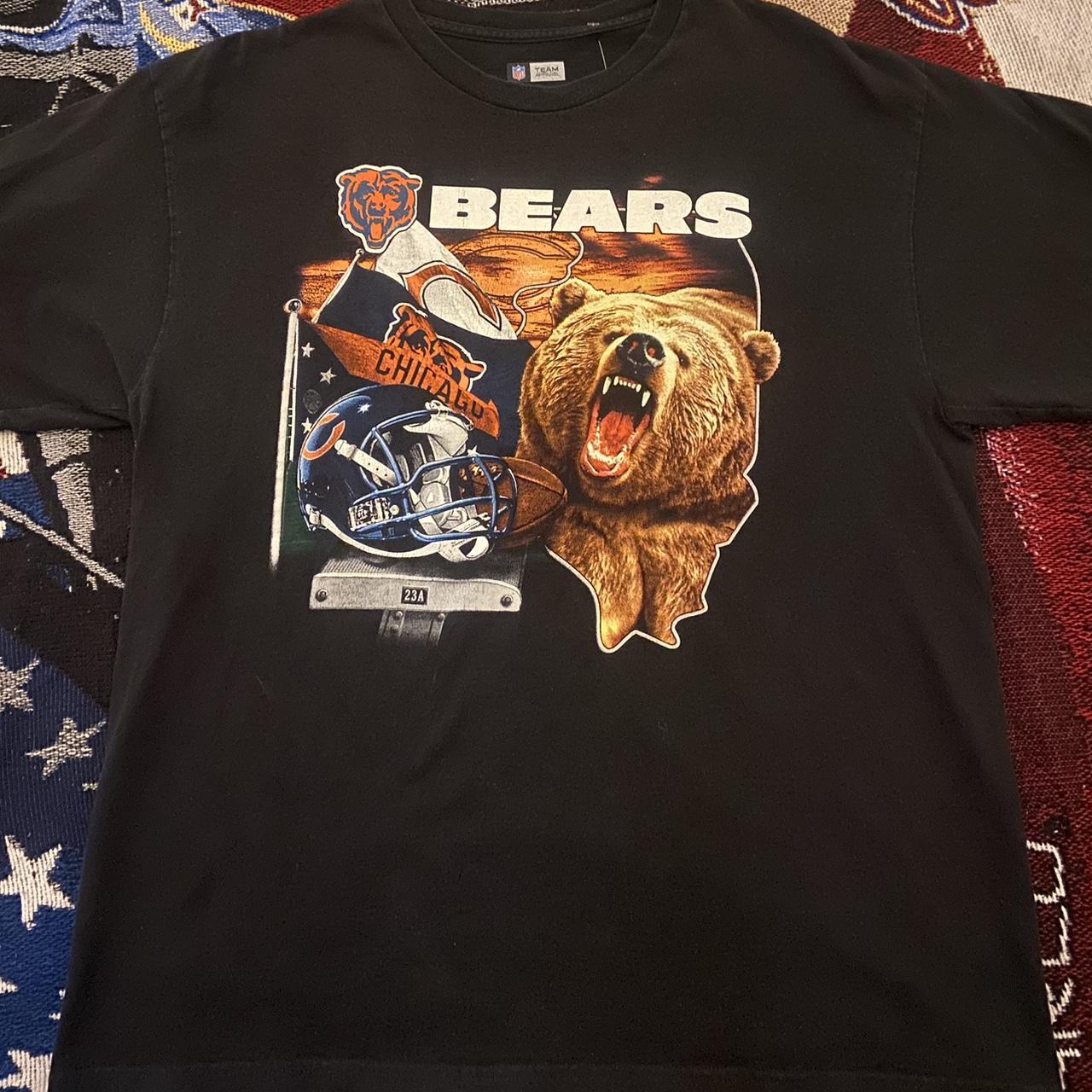 black chicago bears t shirt