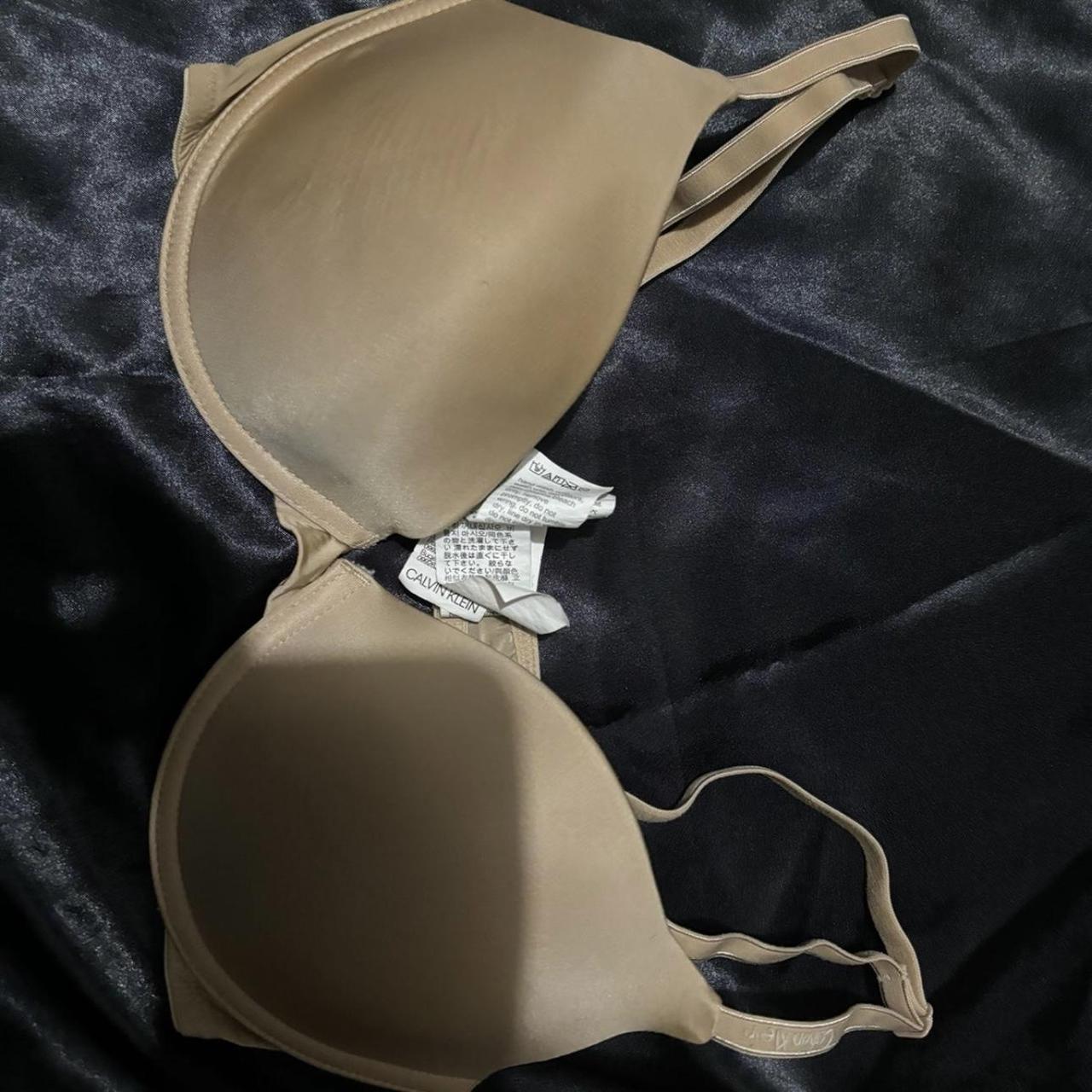 Calvin Klein nude bra, Nude color, Pretty sure size...