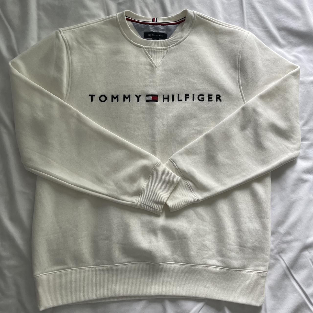 Tommy Hilfiger Men's White Jumper | Depop