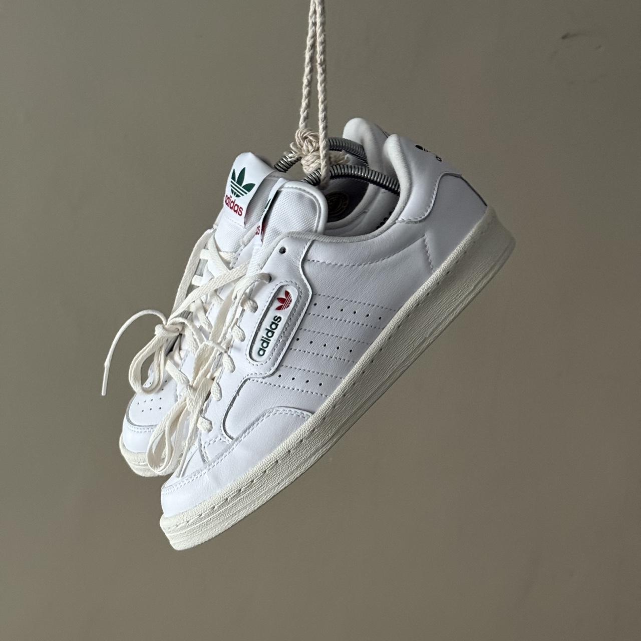 ★adidas originals★大人気★ENGLEWOOD SPZL★追跡可 adidas Englewood SPZL - White / Off White – Kith Europe
