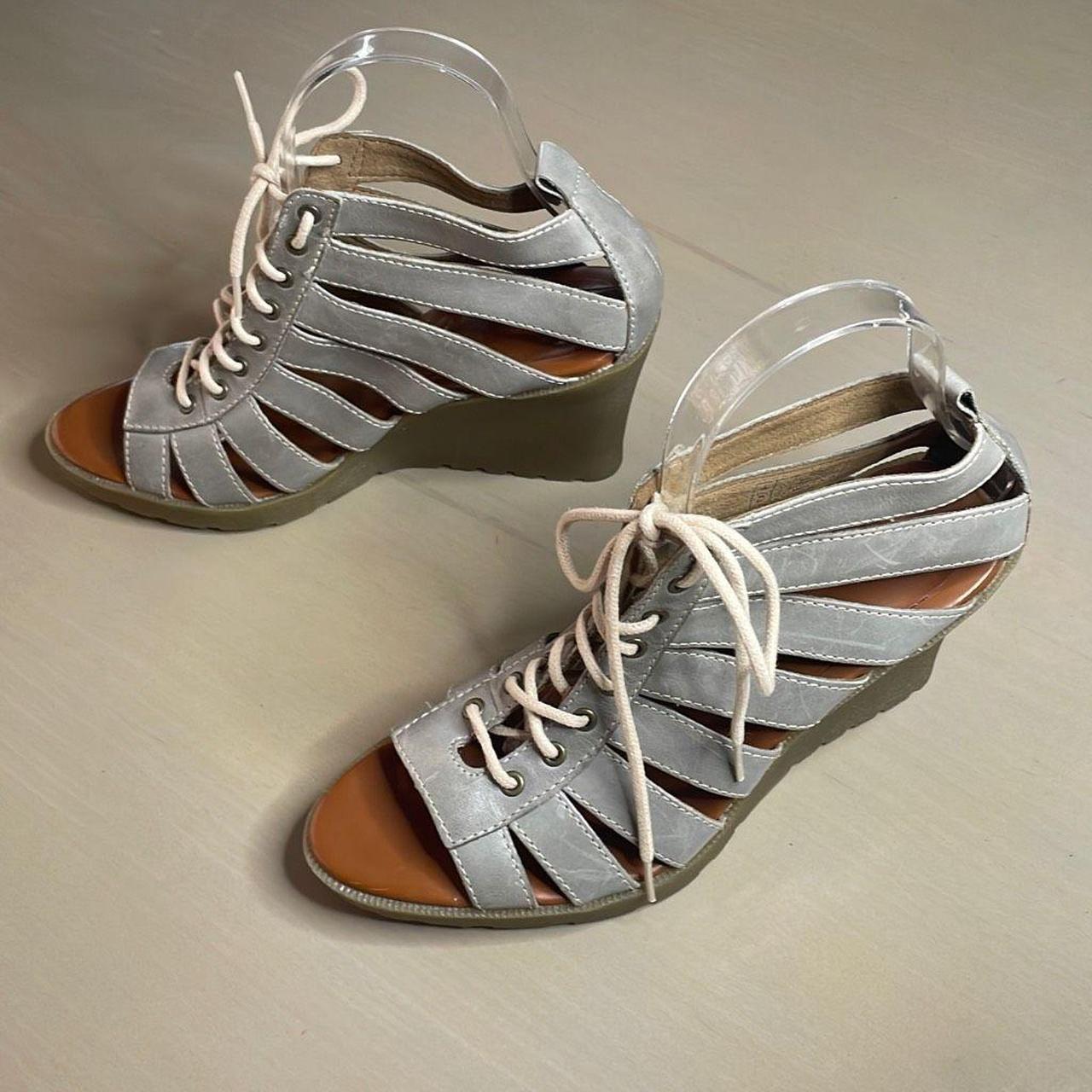 Grey doc marten discount sandals