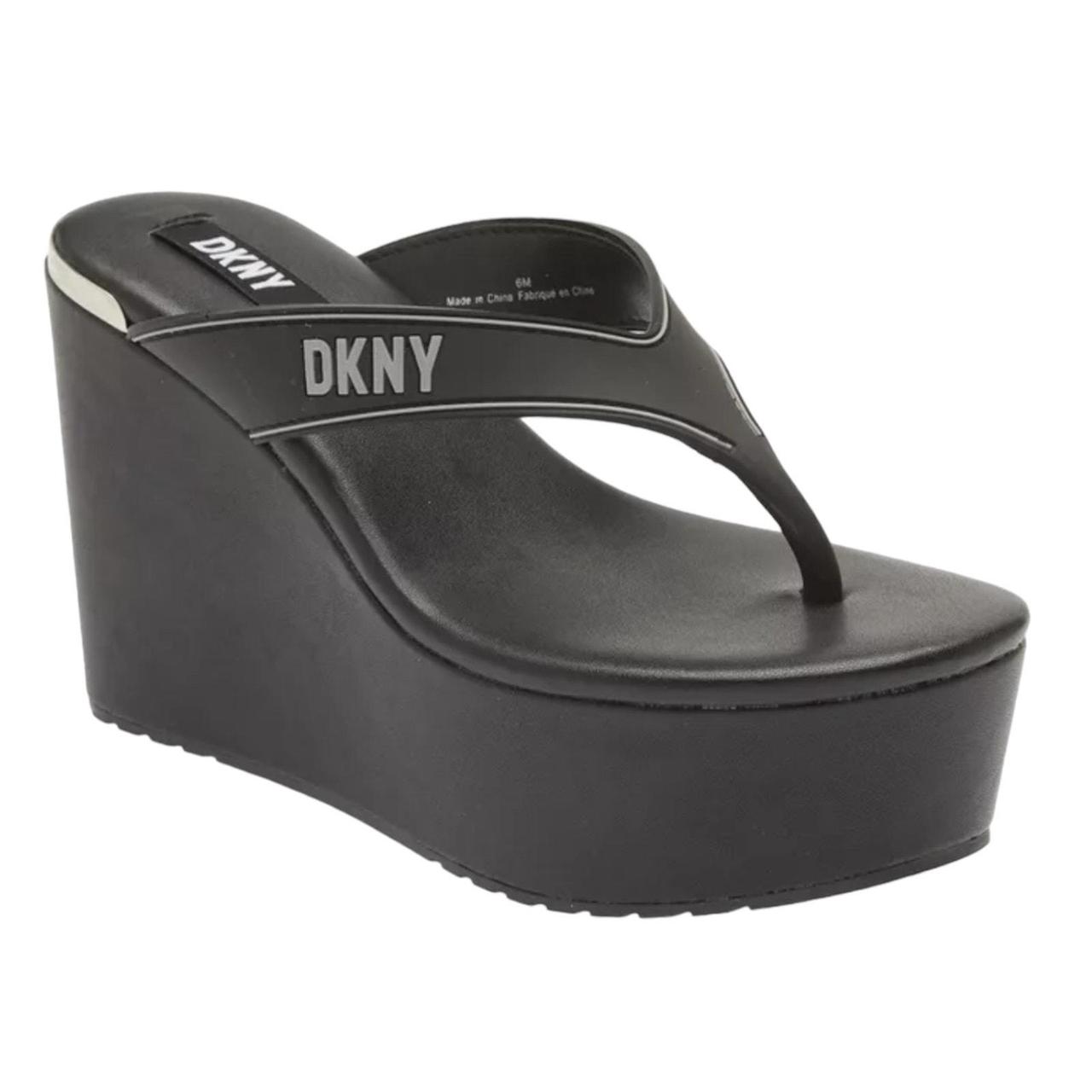 Dkny thong sandals online