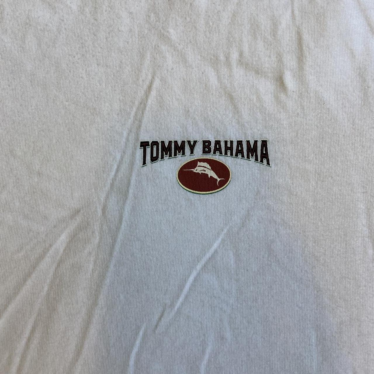 Tommy Bahama Men's T-shirt | Depop