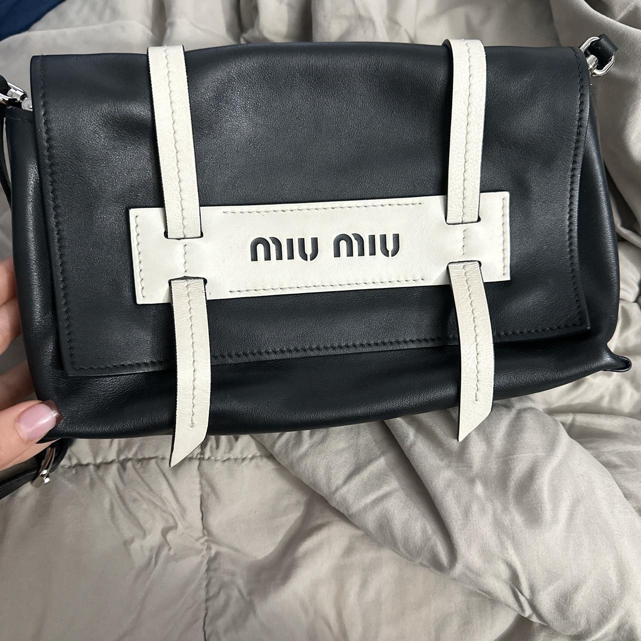 item listed by sobtheinsidejob