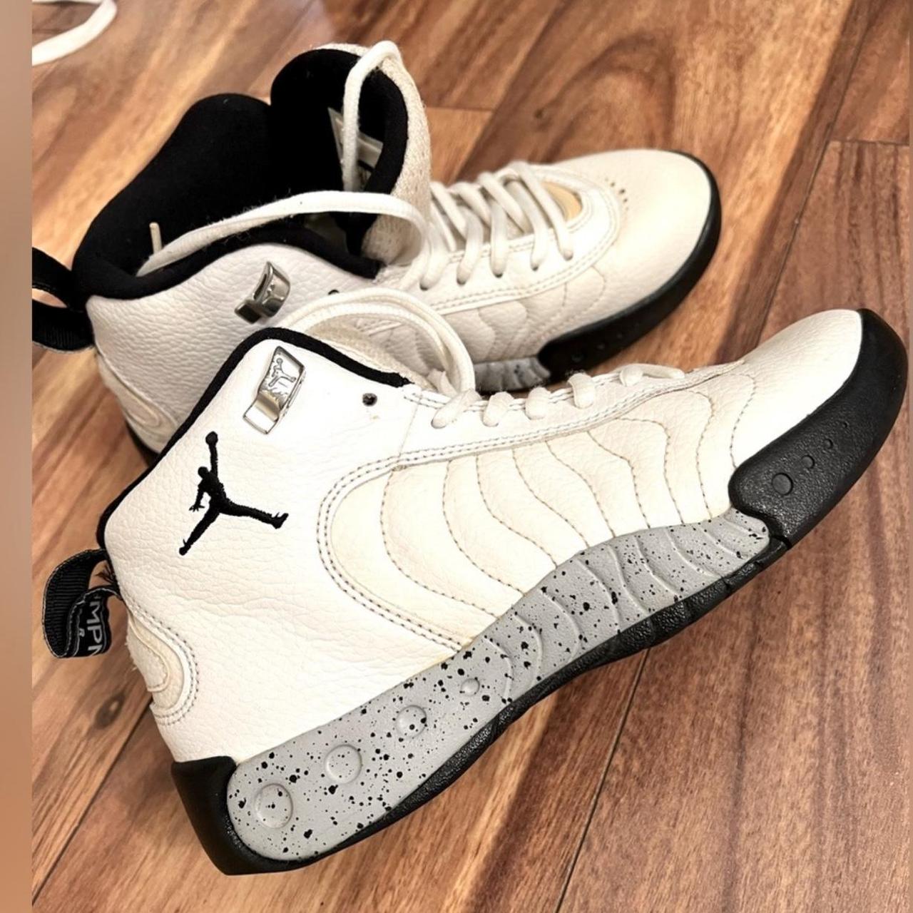 Jordan shop jumpman trainers