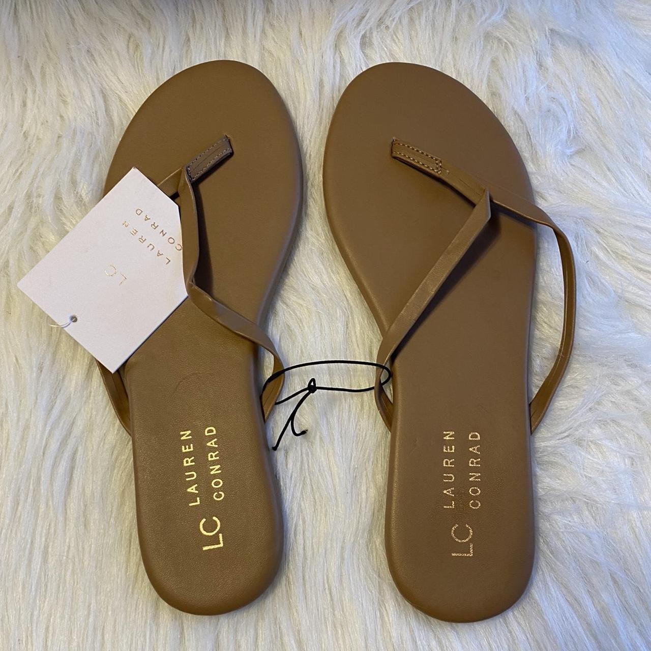 NWT LC Lauren Conrad Women s Size 7 Sandals Brand Depop