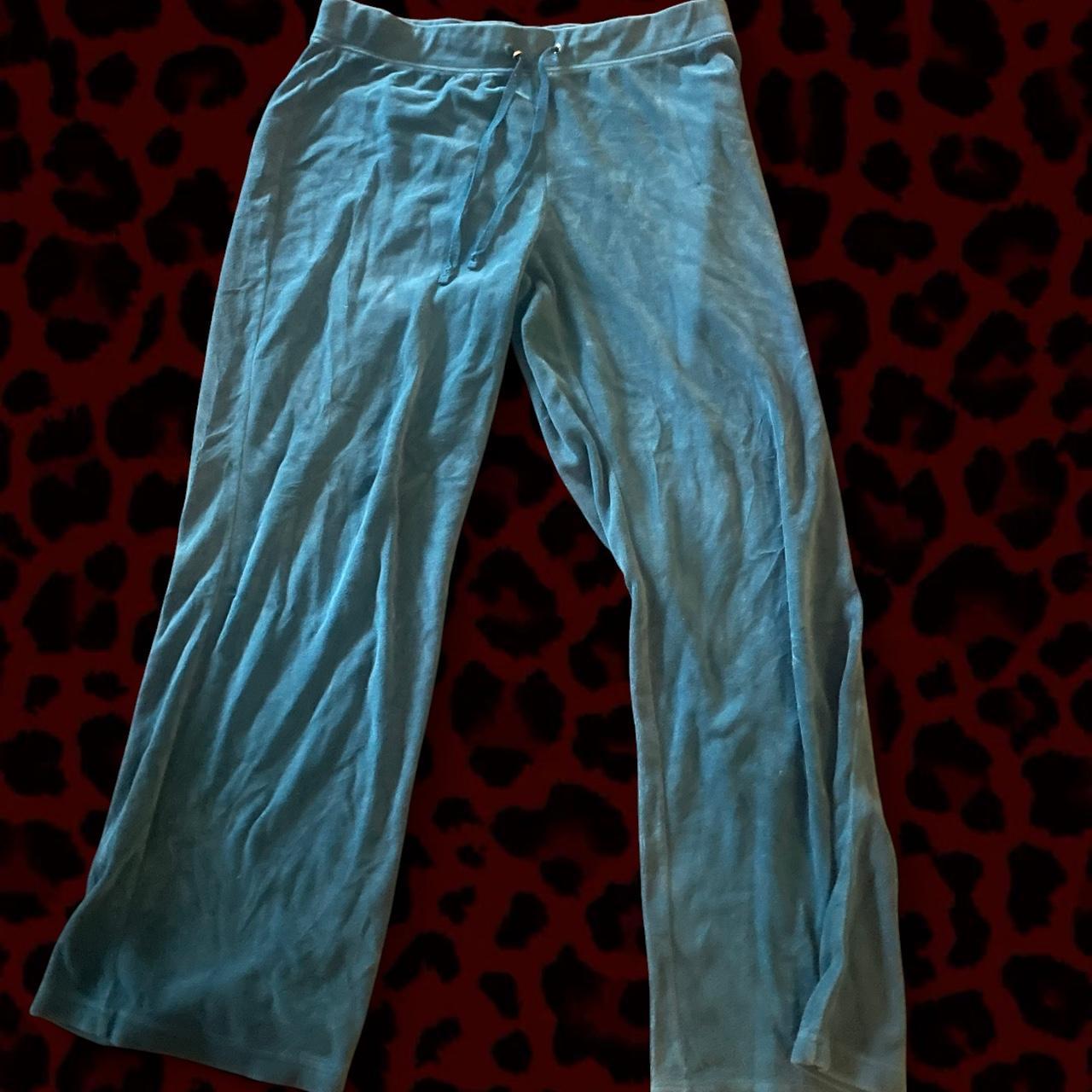 item listed by livingdeadshop