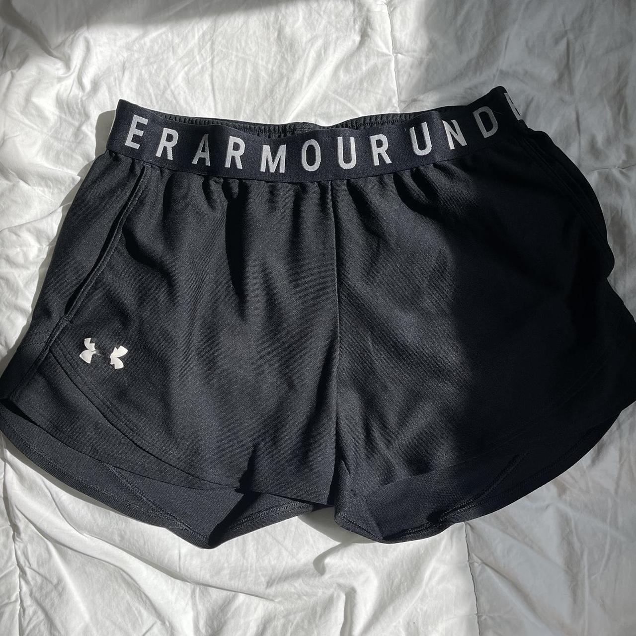 Under armor shorts Size xs The logo is coming off... - Depop