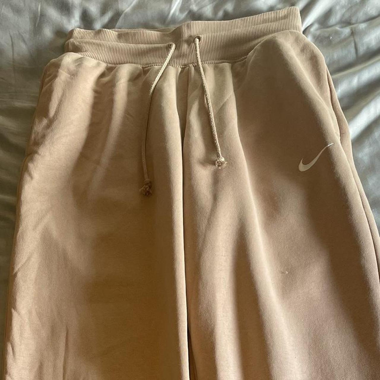 tan nike sweatpants