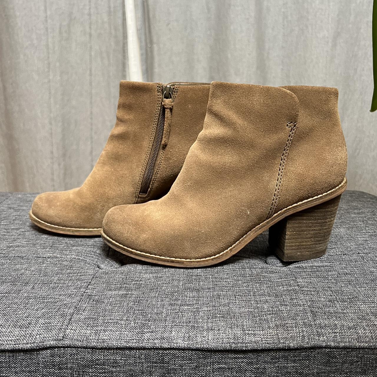 clarks tan suede boots