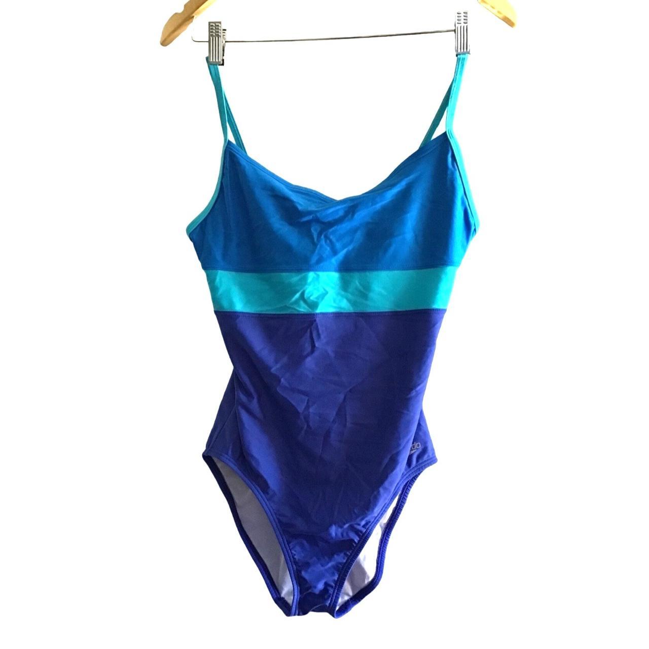 This adorable ONE-PIECE BATHING SUIT from SPEEDO is... - Depop