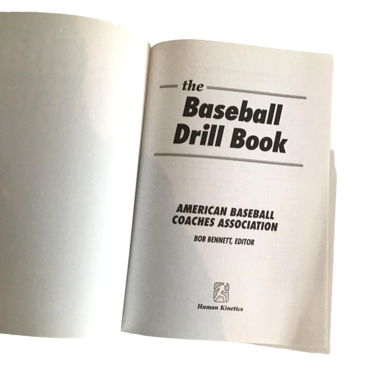 THE BASEBALL DRILL BOOK BY BOB 309... Depop