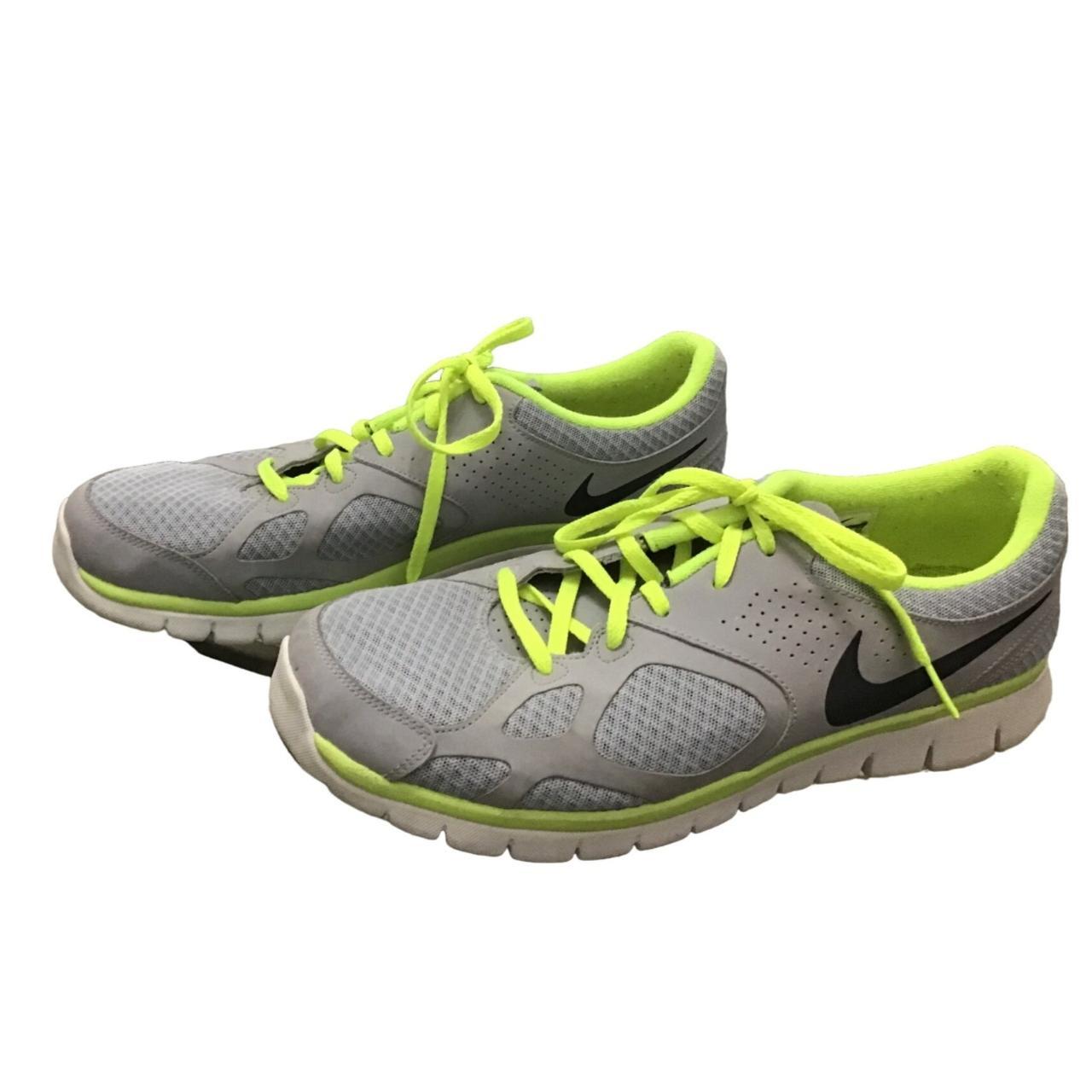 mens nike flex trainers